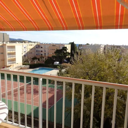 Equipe Au Lavandou Avec Tv Et Lave-vaisselle - Fr-1-308-105 * Le Lavandou